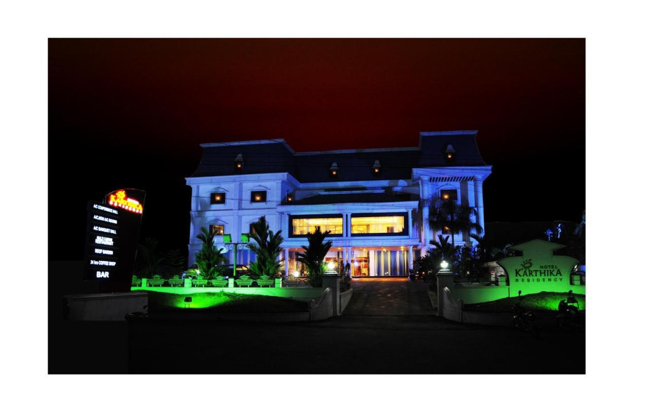 Hotel Karthika Residency Kilimanur Exteriér fotografie
