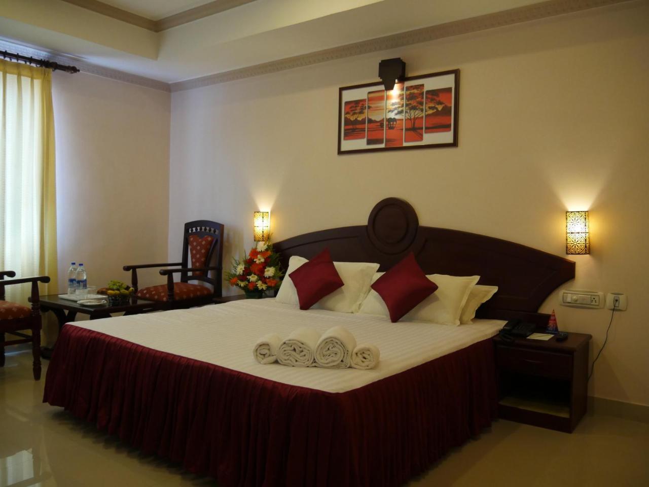 Hotel Karthika Residency Kilimanur Exteriér fotografie